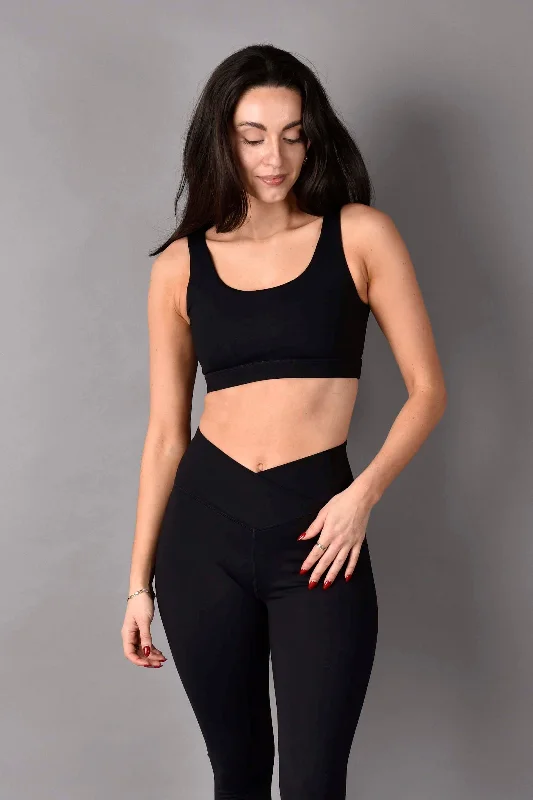 Cara Matte Luxe Sports Bra in Black