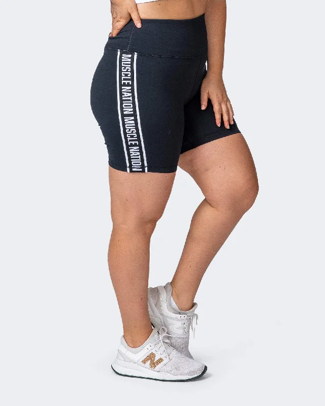 Dynamic Bike Shorts - Black