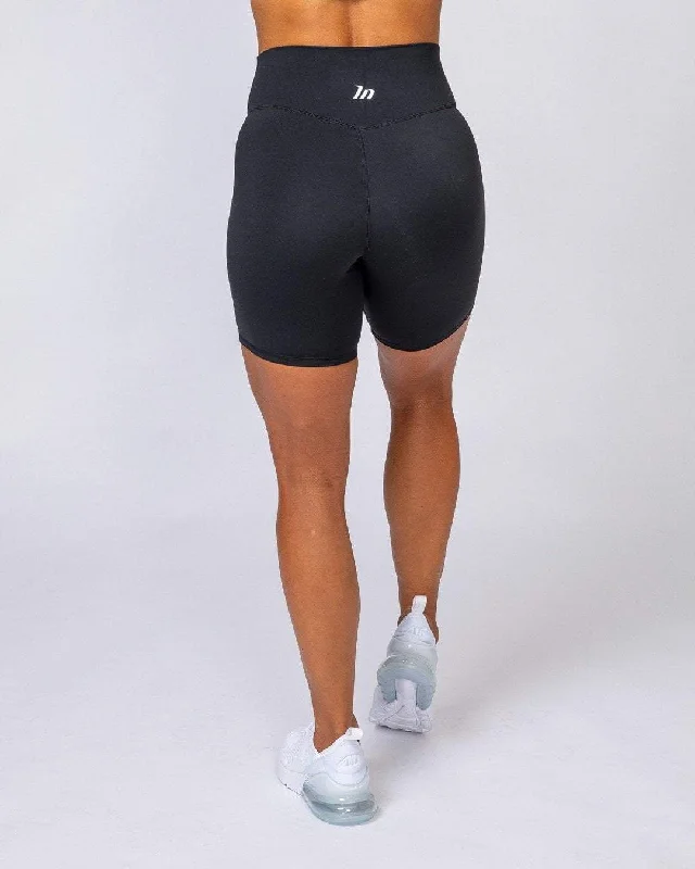 Motion Bike Shorts - Black