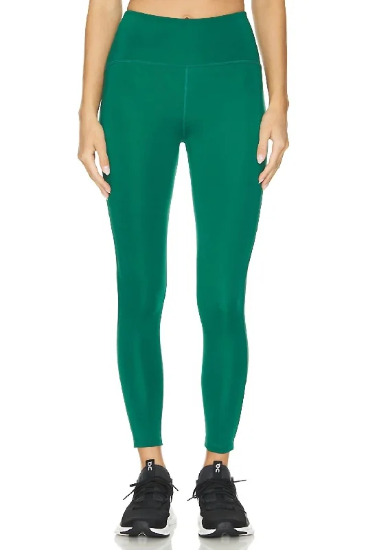 Powerbeyond Strive Midi Legging In Meadow Green