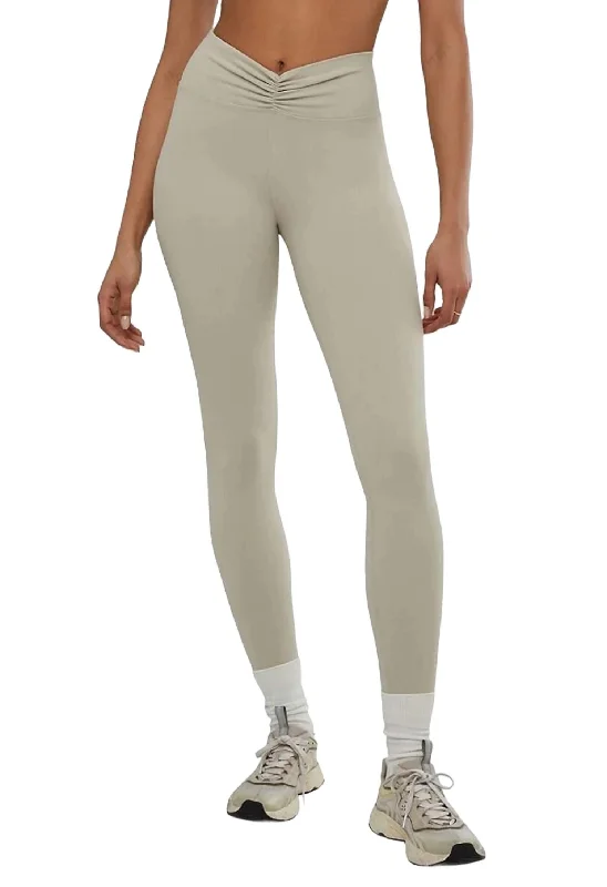 Ruched V-Legging In Stone