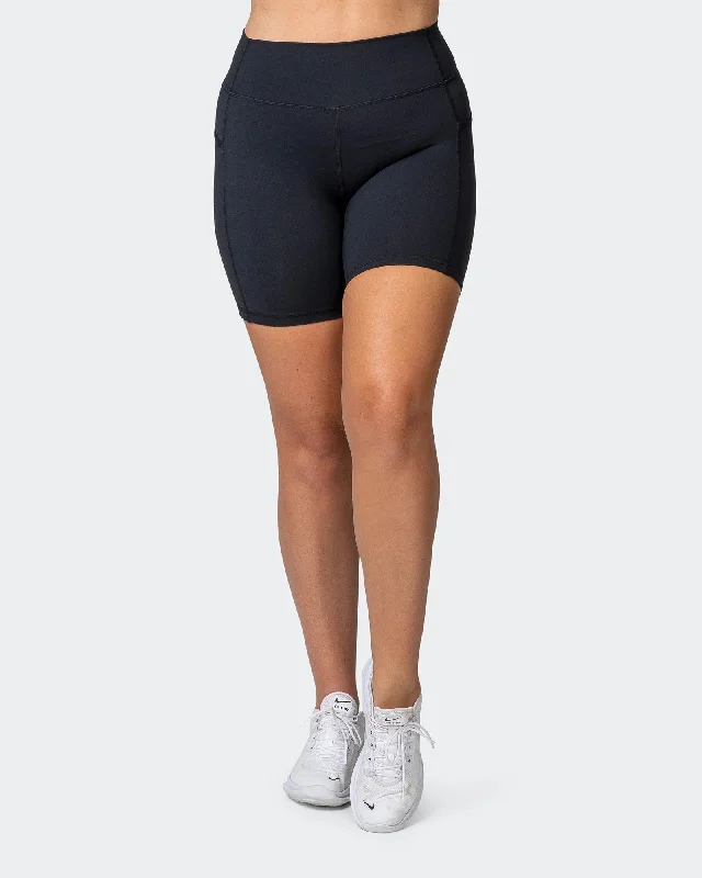 SIGNATURE POCKET BIKE SHORTS Black