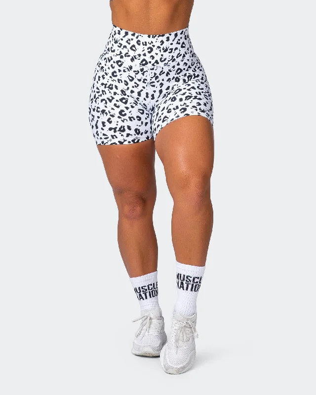 Signature Scrunch Bike Shorts - Snow Leopard